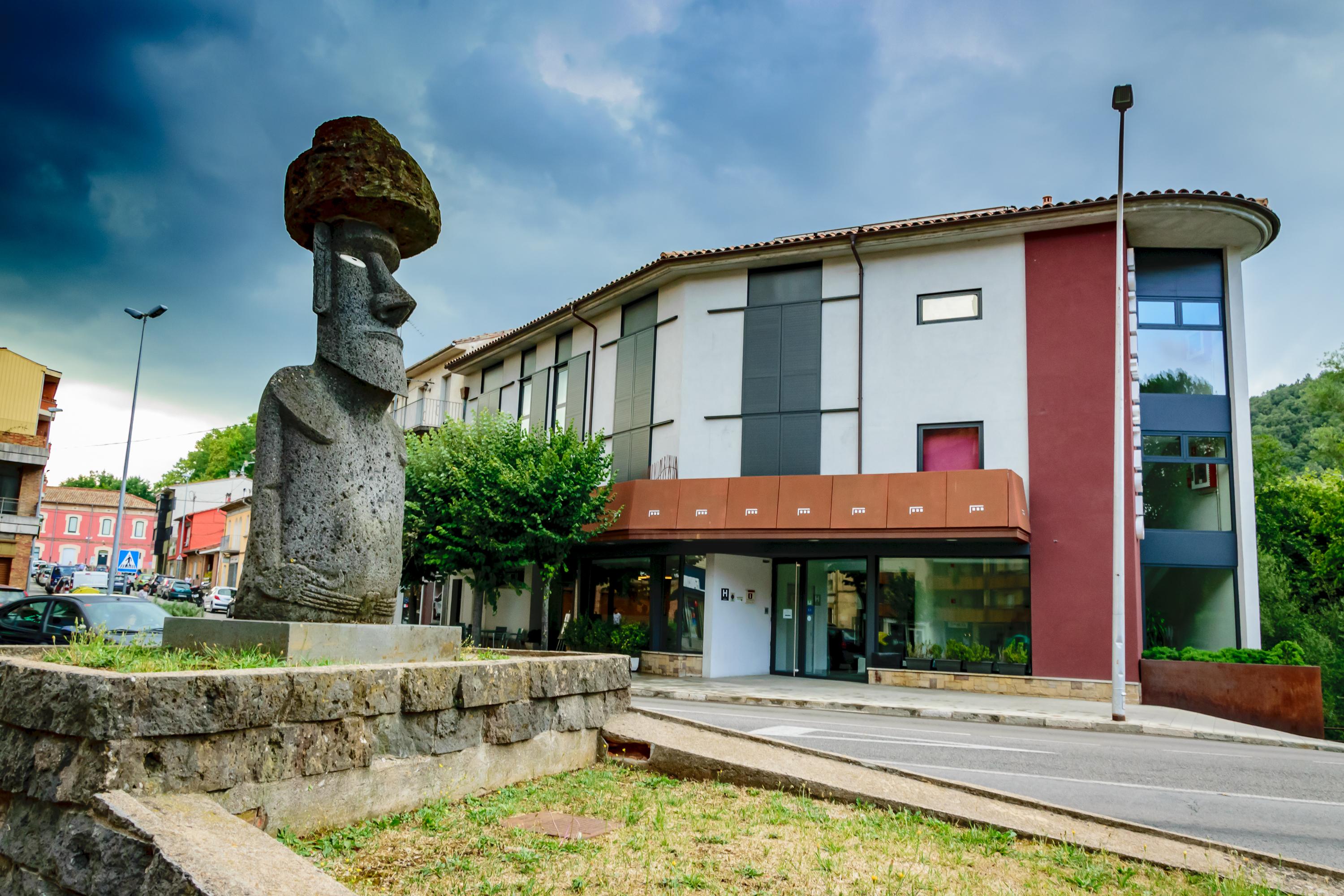 Hotel Estacio (Adults Only) Olot Exterior foto